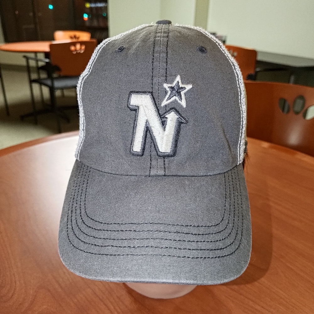 NHL Minnesota North Stars Trucker Embroidered Logo Fitted Hat Cap M-L